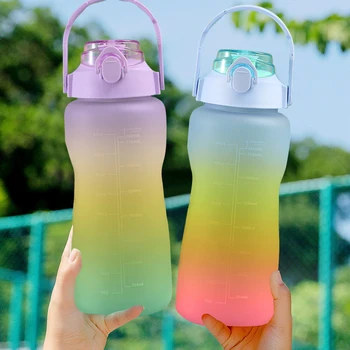2-литровая градиентная бутылка для воды с соломинкой, Портативные бутылки для путешествий, Спортивная чашка для фитнеса, Летняя холодная вода со шкалой времени