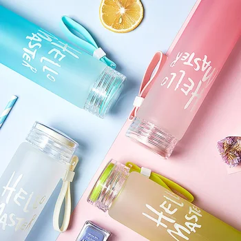 Оптовые продажи Градиентного красочного стекла Матовые Красочные чашки Рекламные стаканчики для воды Стеклянные удобные чашки