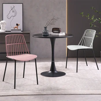 Скандинавский пластиковый стул из кованого железа Стулья для домашней столовой Кухонная мебель Современный минималистичный стул для отдыха Стул для переговоров в кафе